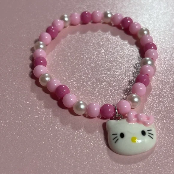 Hello Kitty Pink and White Charm Bracelet - Picture 2 of 4
